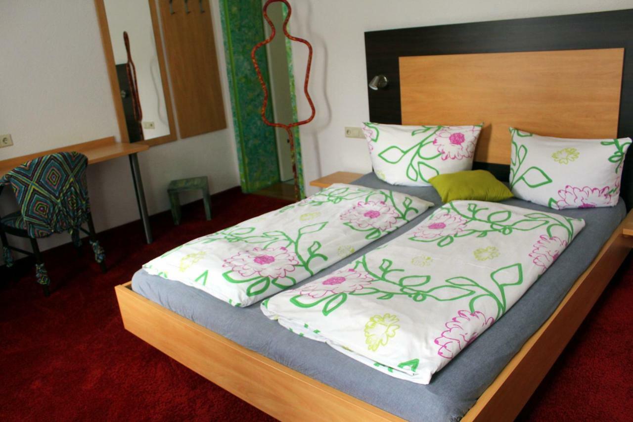 Donau Pension Тутлинген Екстериор снимка